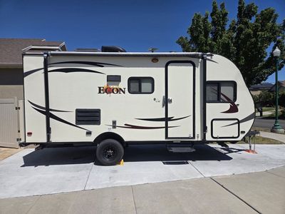 2017 pacific coach works 16BB