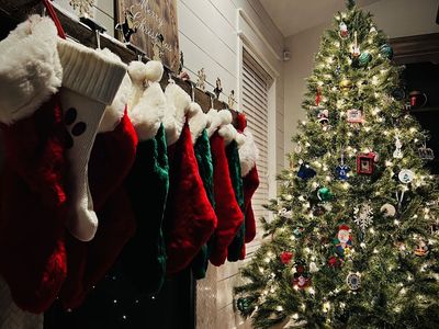 Clear light 7.5 ft Christmas tree