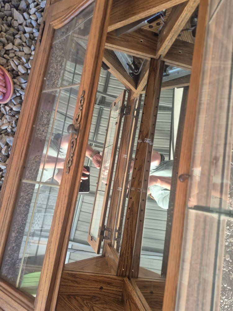 Main image 3