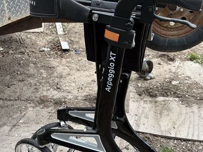 Arpeggio rollator walker