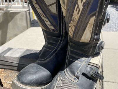 Size 9 Dirt bike boots