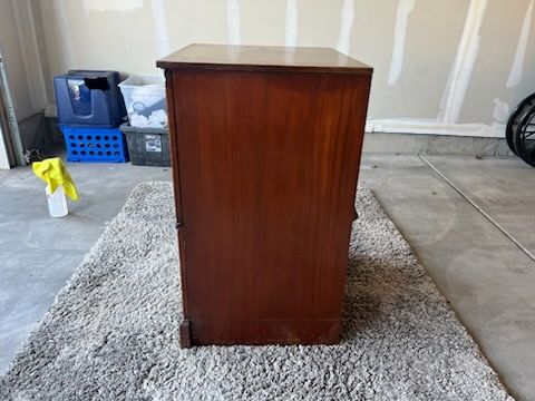Main image 3