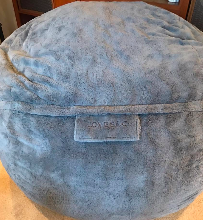 LOVESAC, THE BIGONE