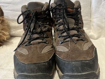 Hi-Tec Men’s Size 11.5 Brown/Beige WP Hiking Boots
