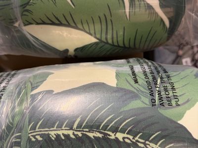 DYTXIII Outdoor Midback Patio Furniture Cushions - Palms Green (New)