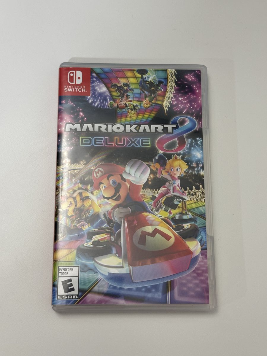 Nintendo Switch Game / Mario Kart 8 Deluxe / Good Condition