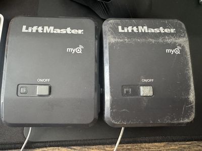 Liftmaster 825LM Outlet Control MyQ