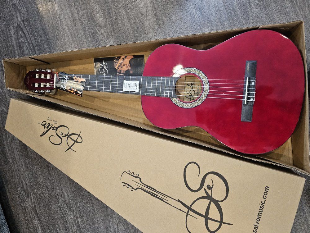 Acoustic Gutair
