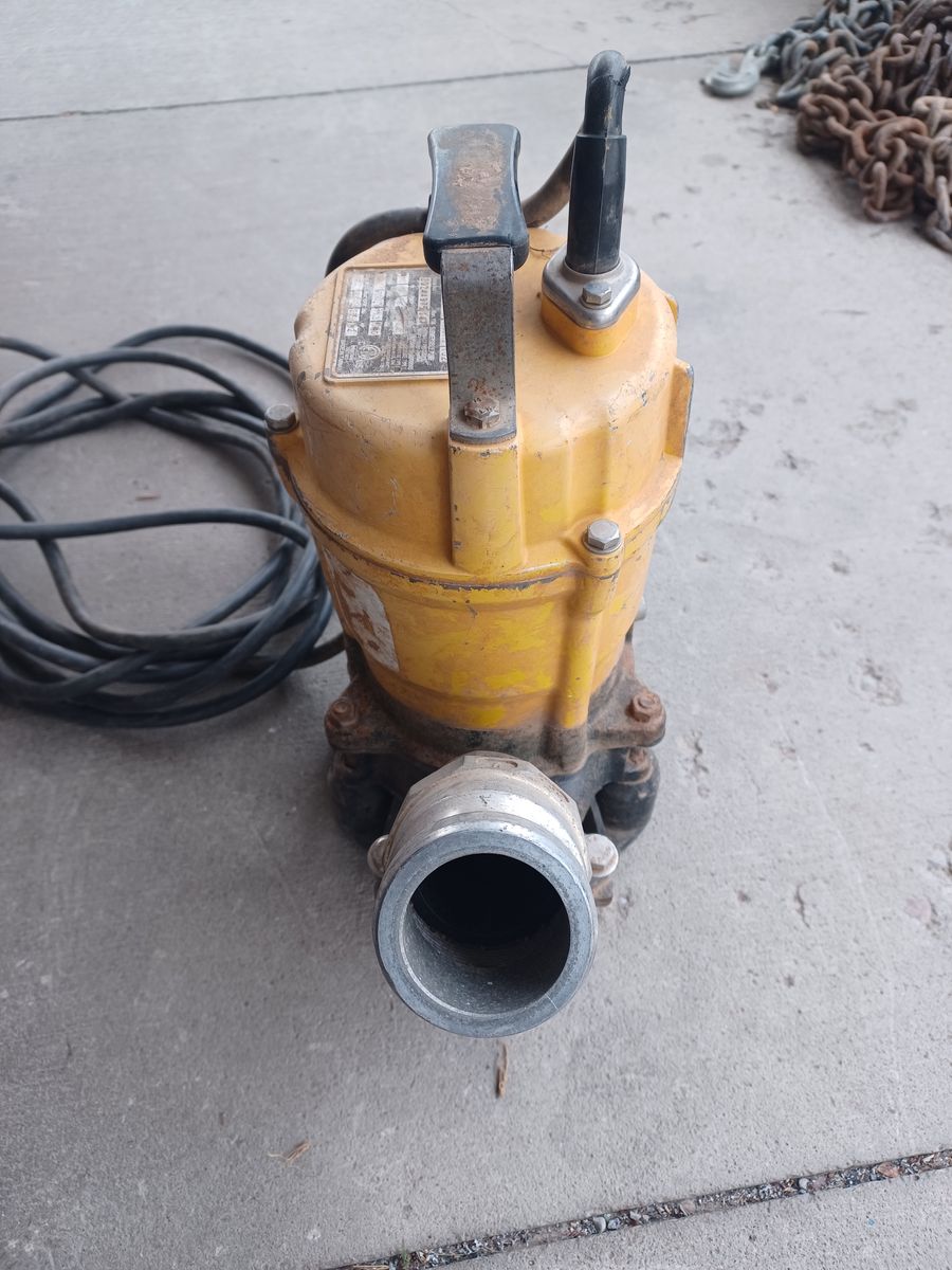Wacker Neuson 2" Submersible Pump