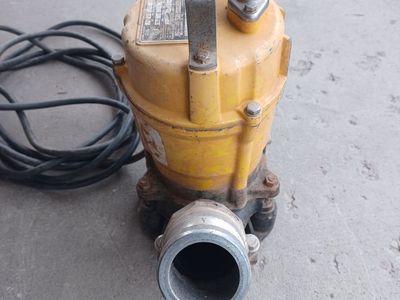 Wacker Neuson 2" Submersible Pump