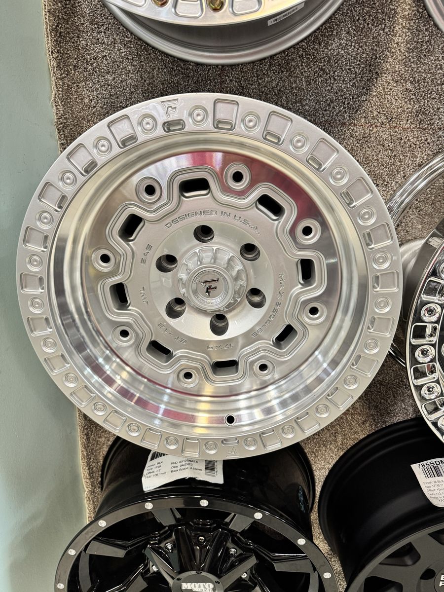 FITTIPALDI Off-Road 17x9. Gloss silver machined. Brand new set of 4 wheels.