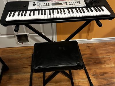 Excellent Condition Electric Piano