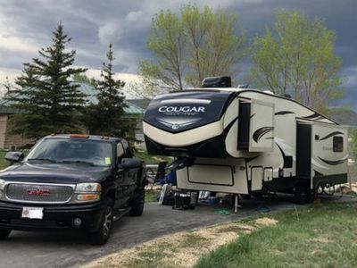 Keystone Cougar Half-Ton 29RES 2018 *PRICE DROP* $25,000. FIRM