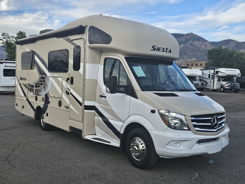 2018 Thor Motor Coach SIESTA 24SJ Sprinter
