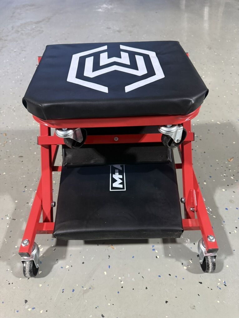 New In Box Auto Creeper / Garage Chair