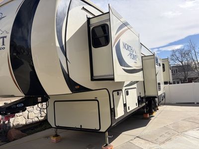 Jayco Luxury387RDFS LZ 5th Wheel