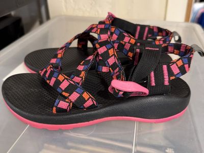 Girls Chacos Sandals Size 3.0