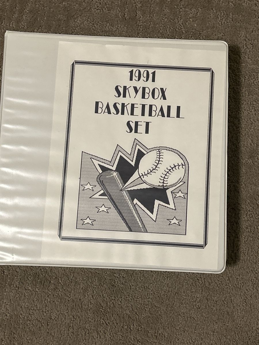 1991 skybox set binder full of cards