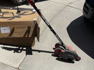Edger black and decker