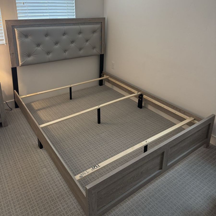 Queen Bed Frame with Tufted Headboard – Gray/Wood