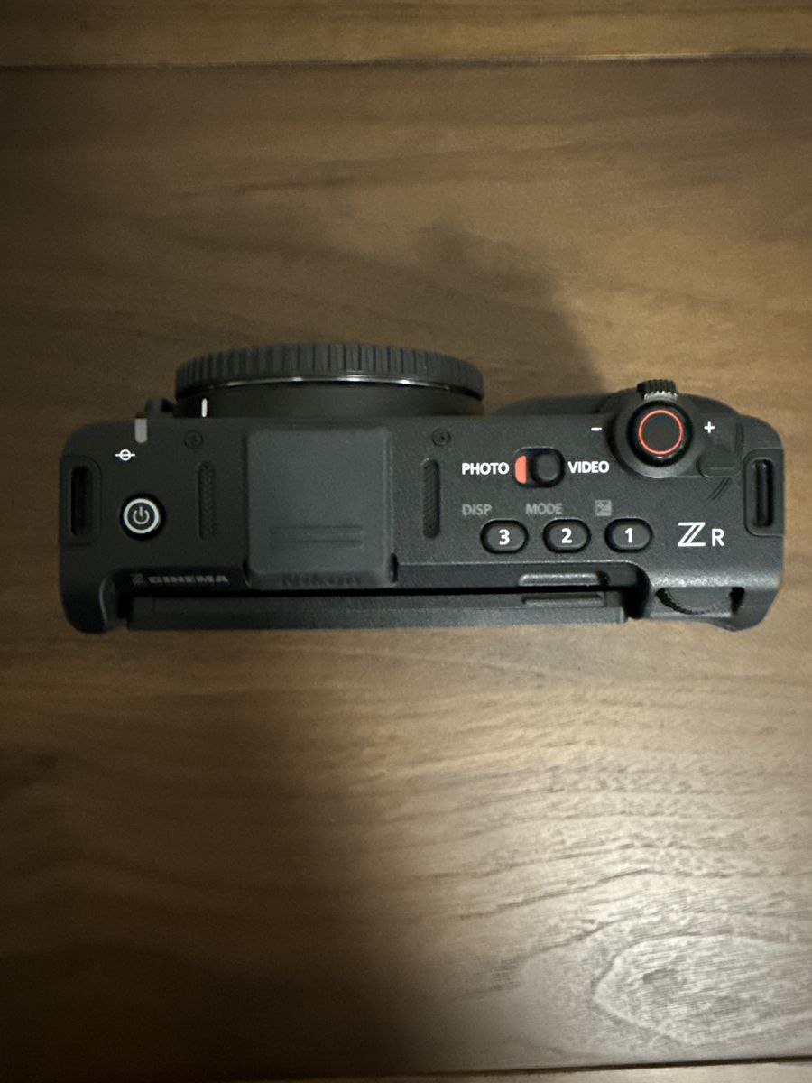 Main image 5
