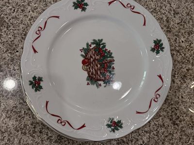 Antique Christmas Plates - Southington Basket of Cheer - Poland