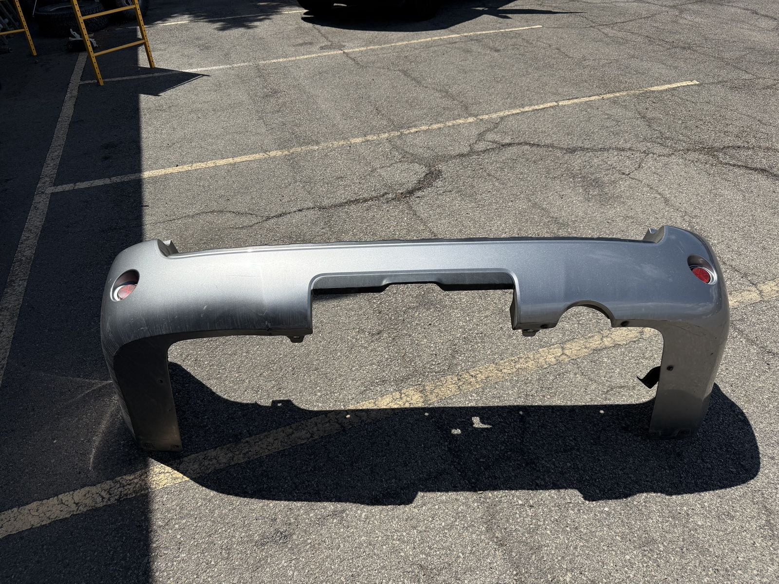 Main image 3