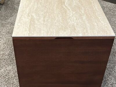 Accent, End Table/Bench