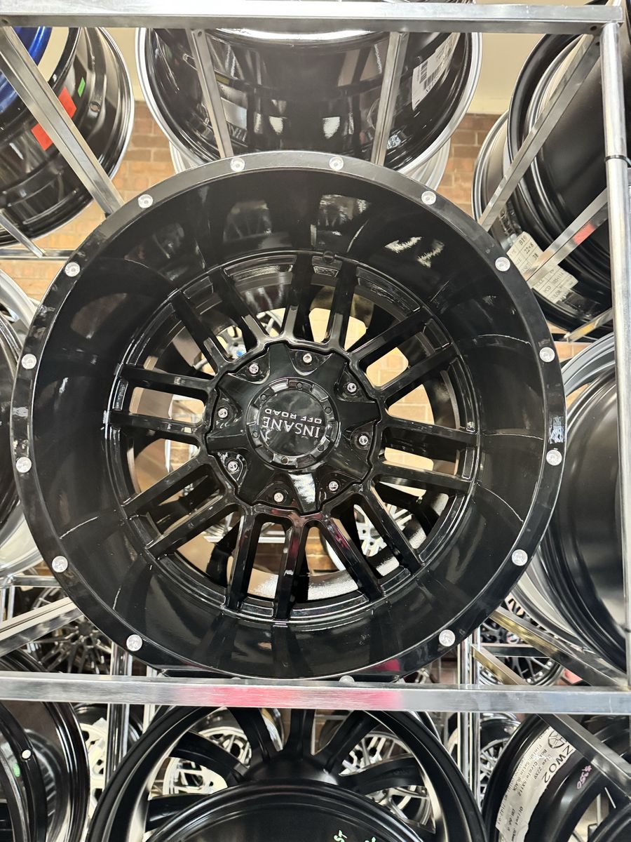 Insane Off Road gloss black New (Set of 4 wheels. 20x12