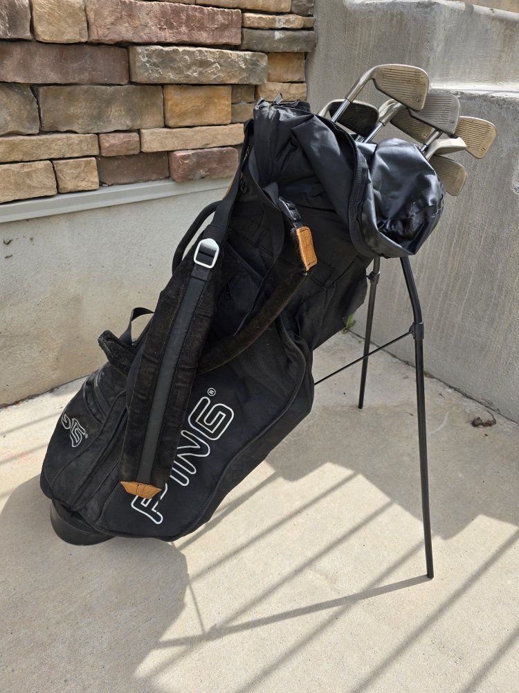 ping TST green dot Karsten RH Golf Clubs w/ VTG ping four way bag