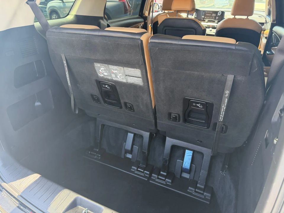 Main image 26