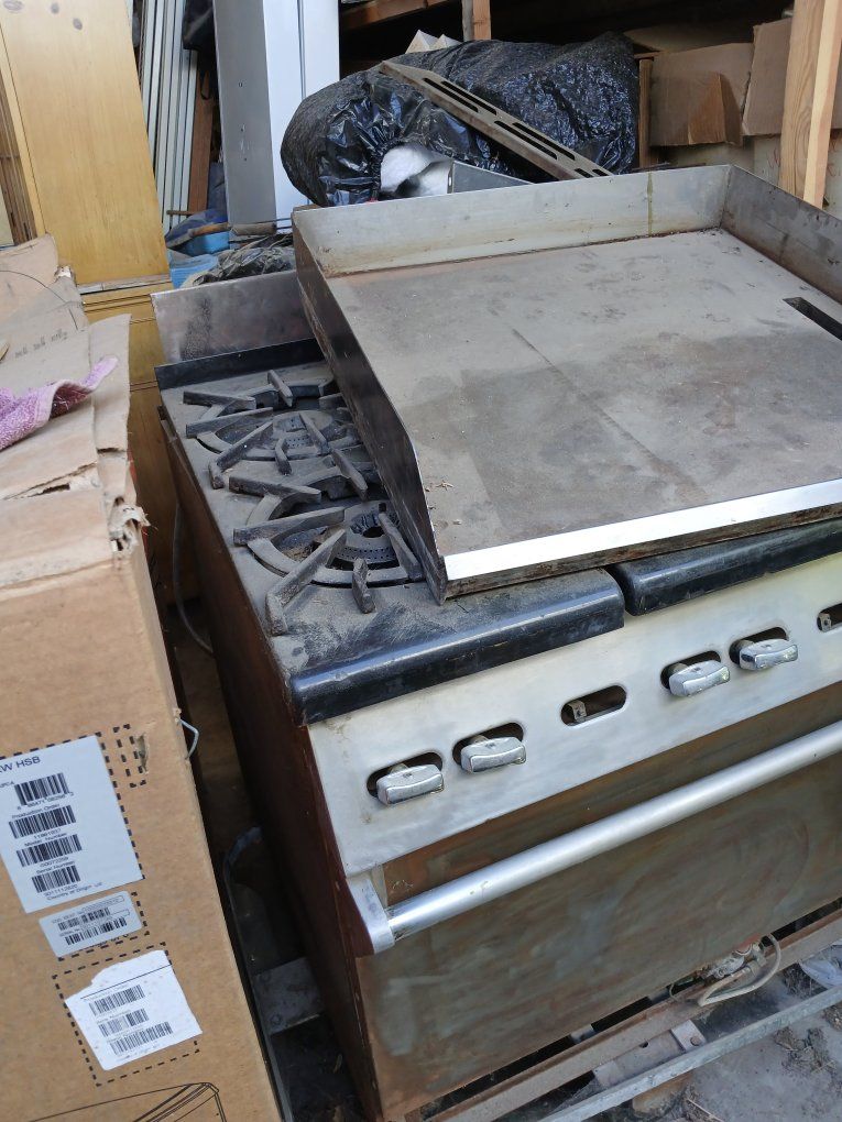 WOLF STOVE.   reconditioned  older