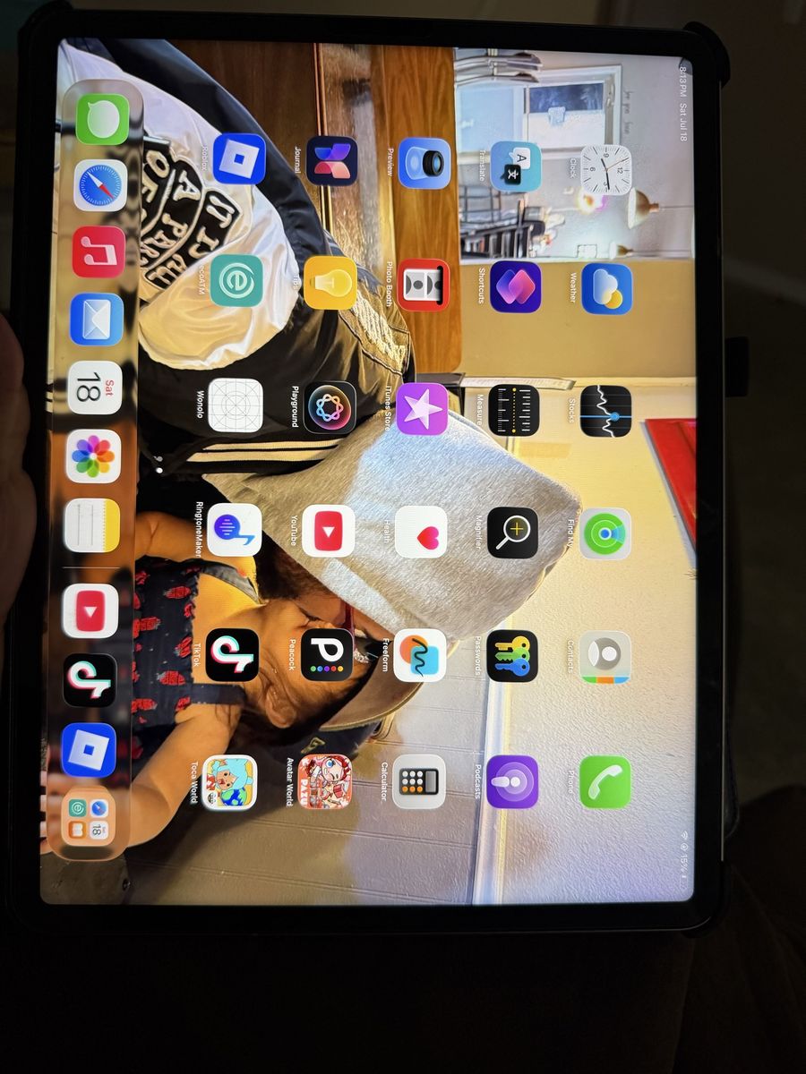 Apple iPad Pro 12.9 6th Gen