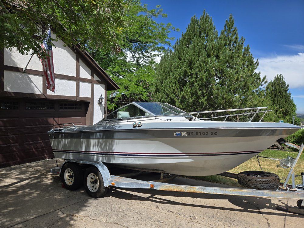 1984 CENTURY 3000 Sport LX
Ski - Wakeboard Boat V8 260 HP
$7,500 OBO