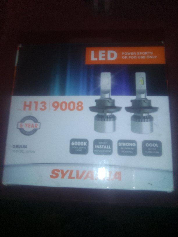 Sylvania H13 LED headlamp set