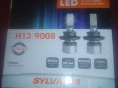 Sylvania H13 LED headlamp set
