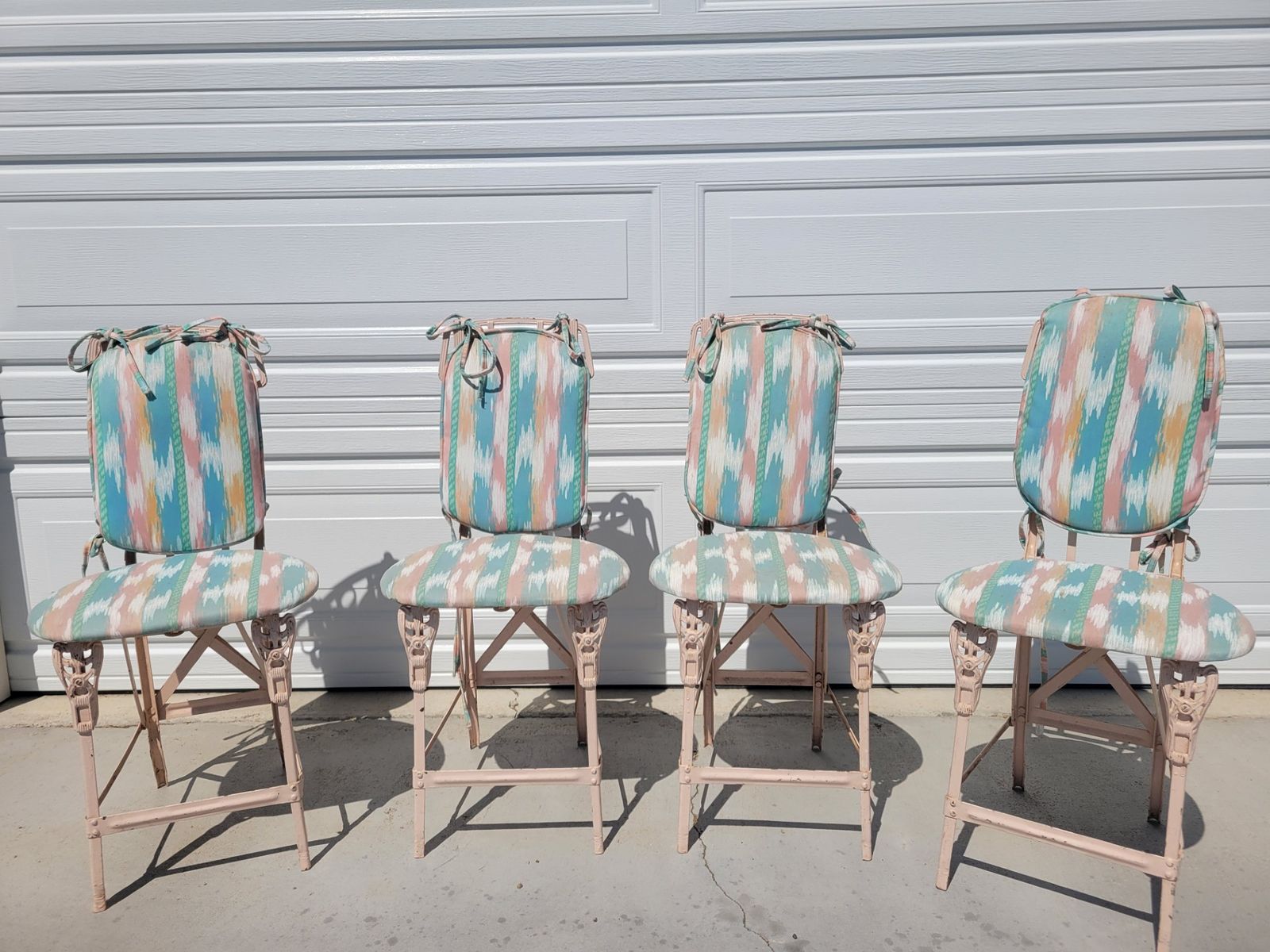 Cute Vintage? Metal Chairs for Children