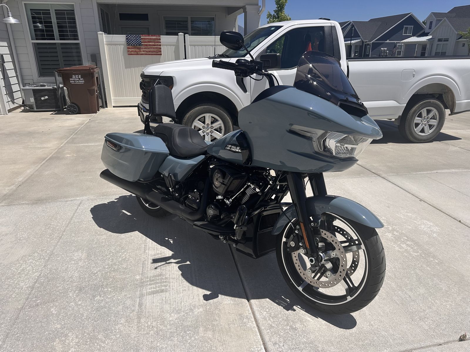 2024 Harley Road glide Shark skin Blue.