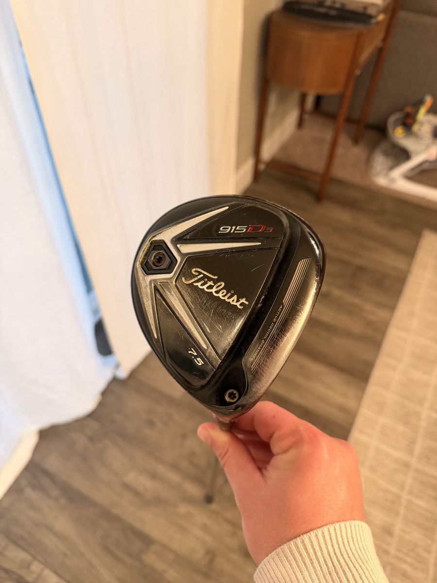 Titleist 915D3 Driver – 7.5°