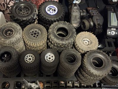 1.9-2.2 crawler tires