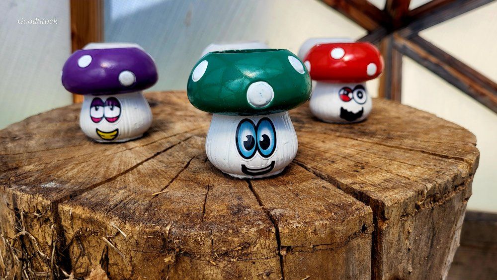 Tealight ┌( ಠ‿ಠ )┘mushroom indoor outdoor :D