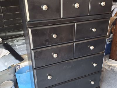 tall black 5 drawers dresser/vani