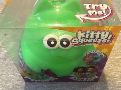 PPNG Kitty Squeeze Green Squishy Toy New In Box