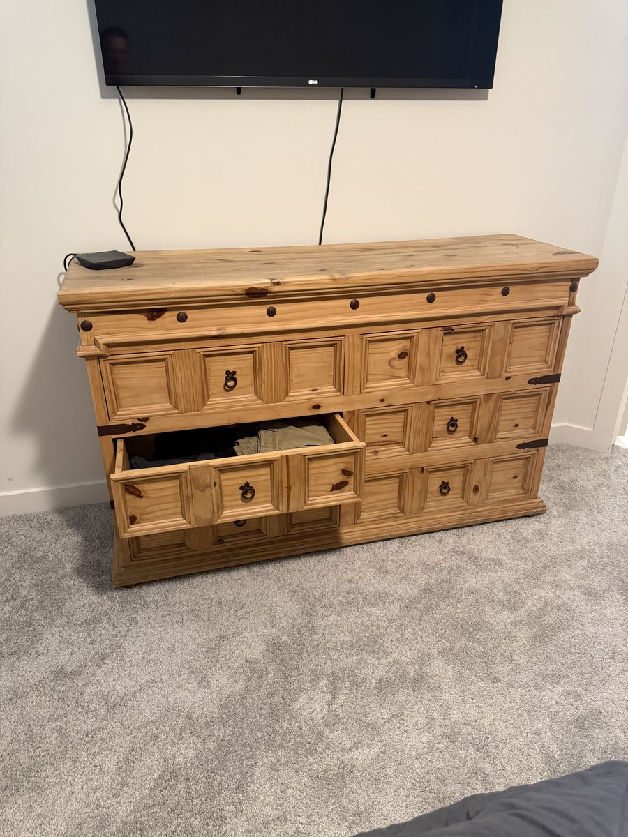 Main image 6