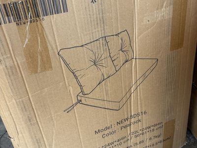 Brand new Outdoor/Indoor Cushion Set, Model NEW-BDS16, Peacock Color