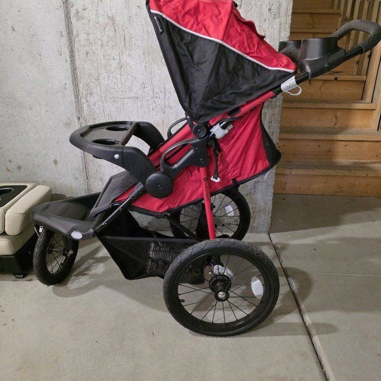Babytrend jogging stroller
