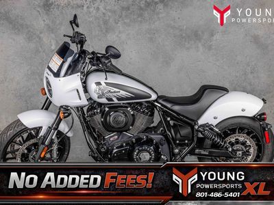 2025 Indian Motorcycle® Sport Chief Ghost White Metallic Smoke