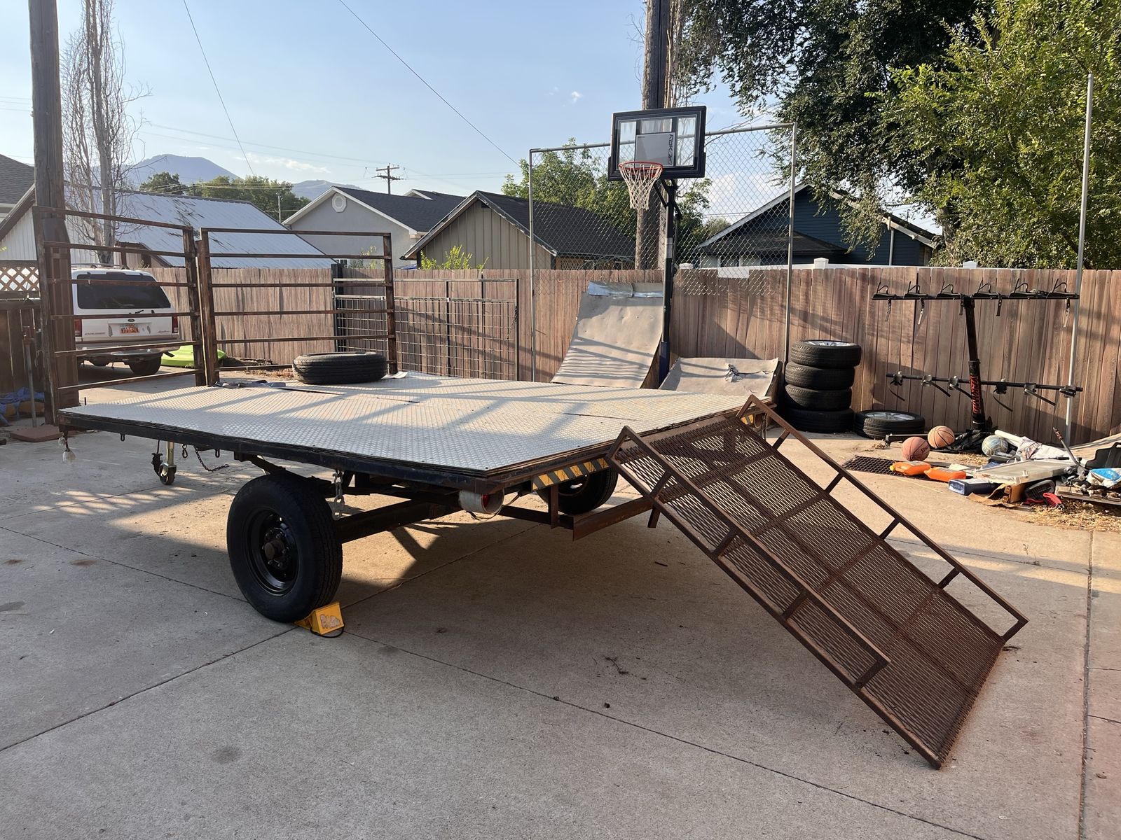 Snowmobile ATV Utility Trailer with Loading Ramp and Diamond Plate Deck