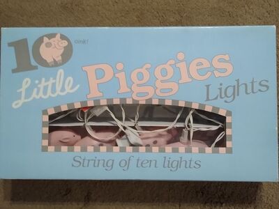 Decorative Light String Shaped Like Pigs