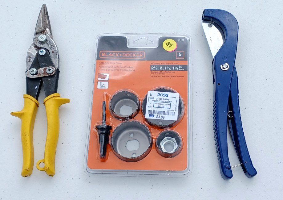 WISS M3 Snips, Black+Decker Hole Saw Set, and Pipe Cutter - Tool Bundle